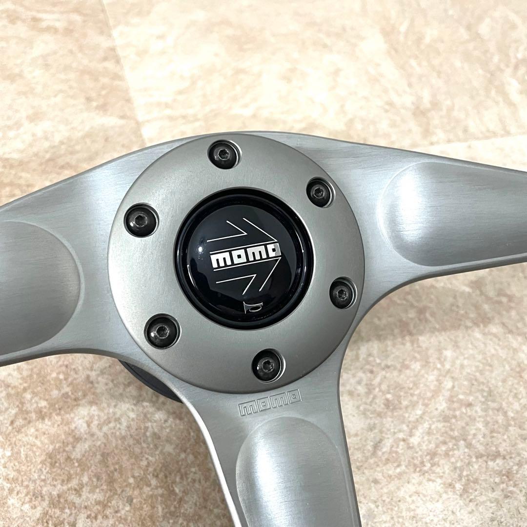 MOMO ウッドステアリング 37cm