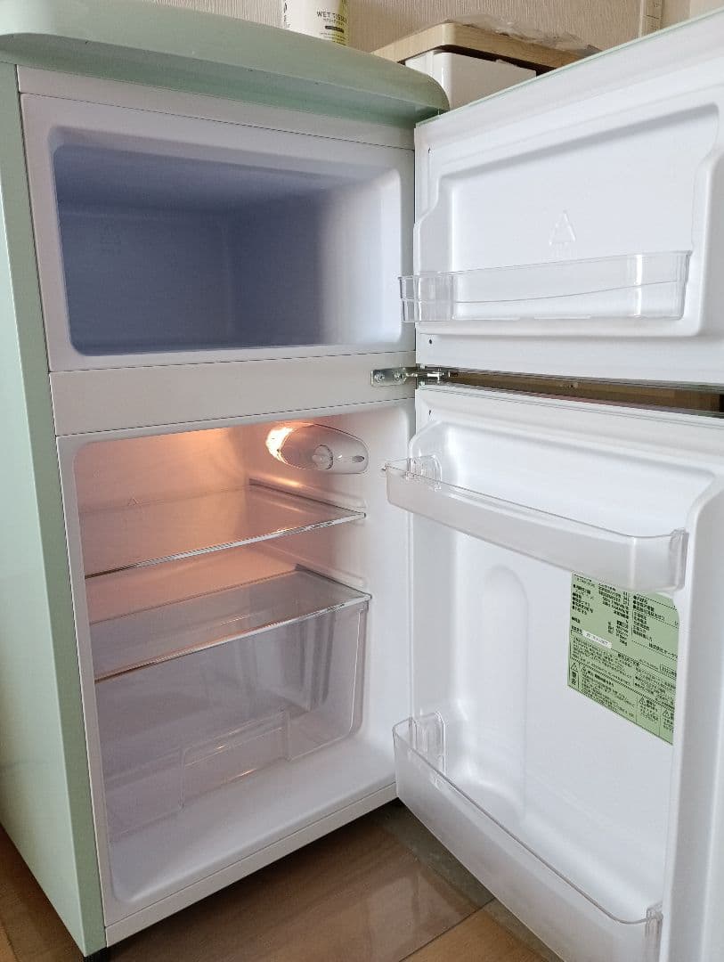 アイリスオーヤマ　2ドア冷蔵庫 PRR-082D-LG 2022年製 レトロ