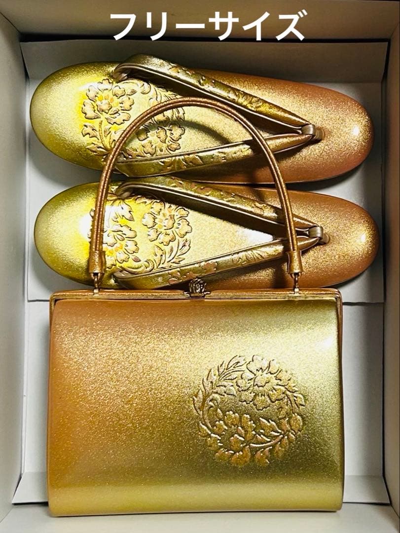 高級仕立て　手書き京友禅に金駒刺繍6個と金彩が品格溢れる 黒留袖23点フルセット