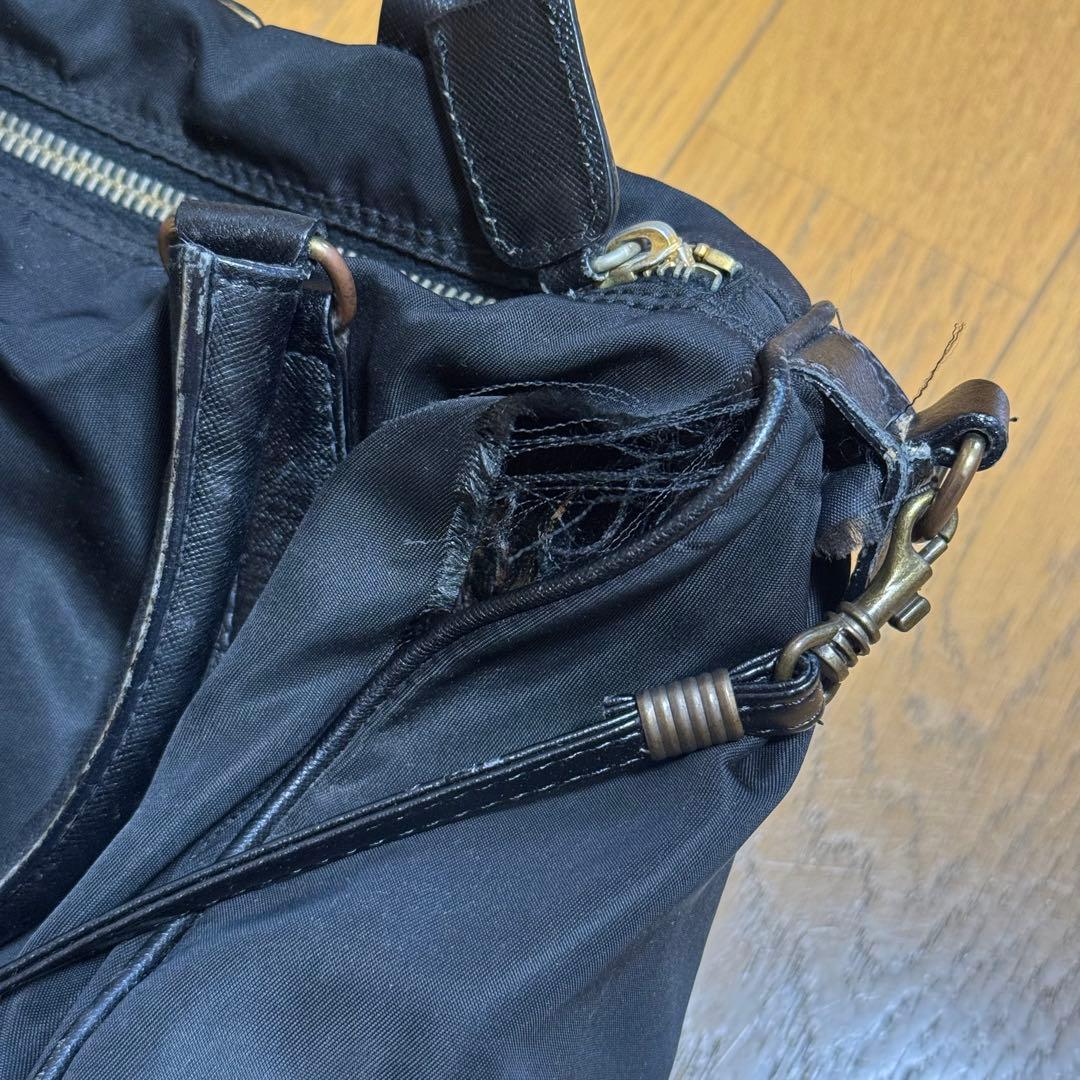 PRADA バッグ　ナイロン　ブラック