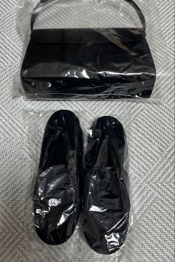 【新品未使用】和装 秀品喪服・小物セット 特選京呉服 正絹 証紙有 大きめ