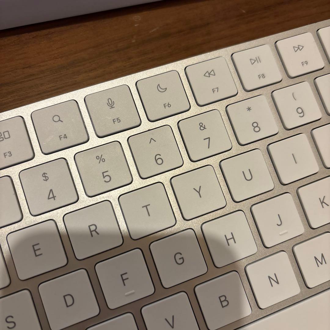 Magic Keyboard with Touch ID US配列　テンキー付き