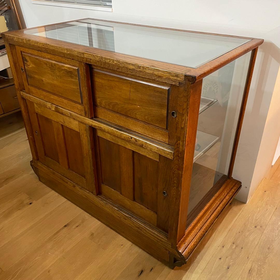 ￼アンティーク家具　ガラスショーケース