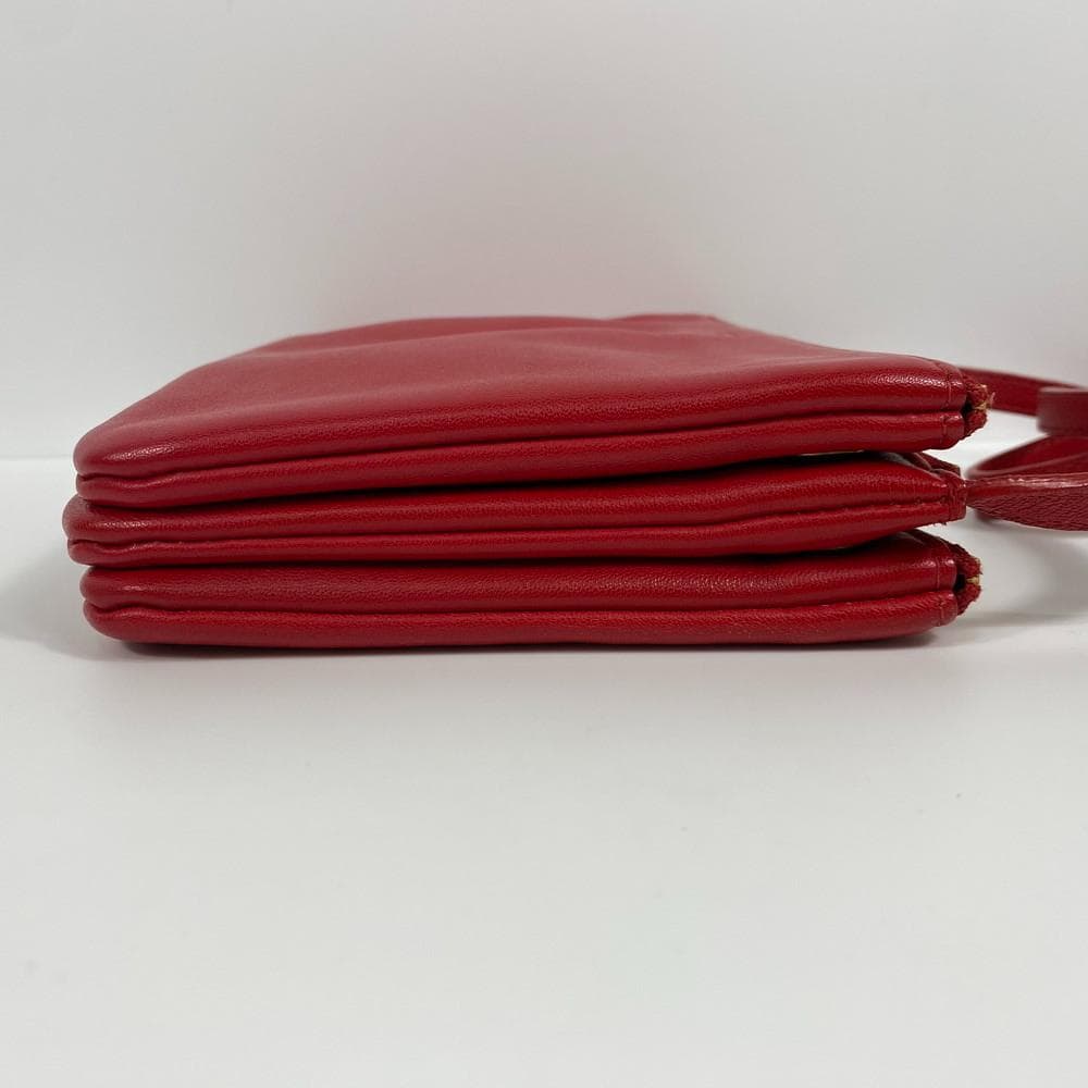 セリーヌ トリオスモール レッド ショルダーバッグ MBZ045