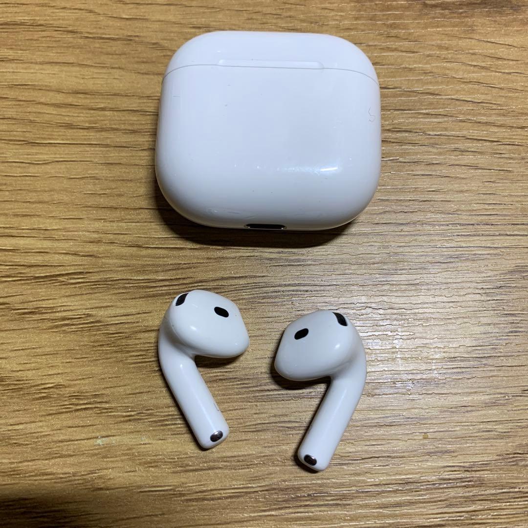 Apple AirPods 第4世代　ノイズキャンセリング付きなし