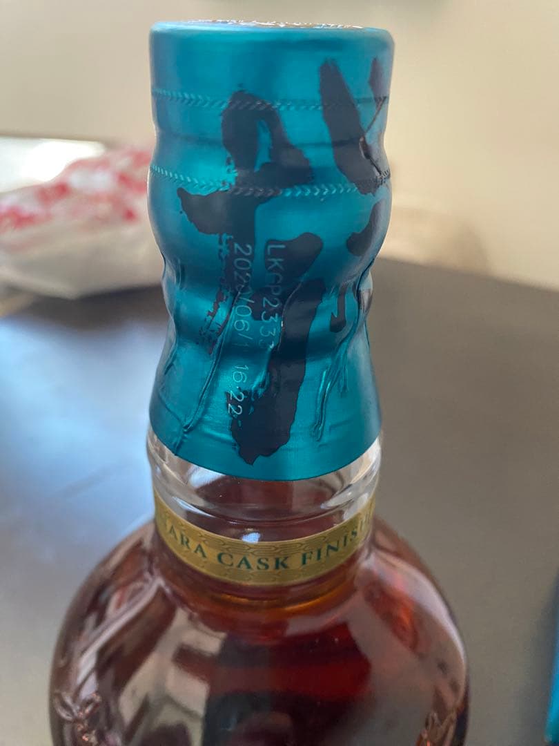 シーバスリーガル　ミズナラ　18年　箱付（箱はおまけ扱いです）