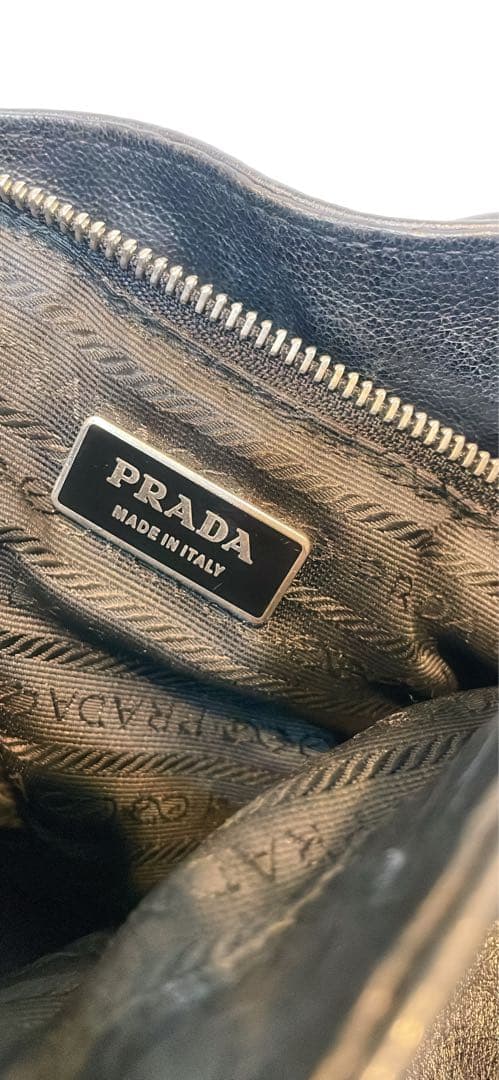 訳あり)プラダレザー ショルダーバッグ