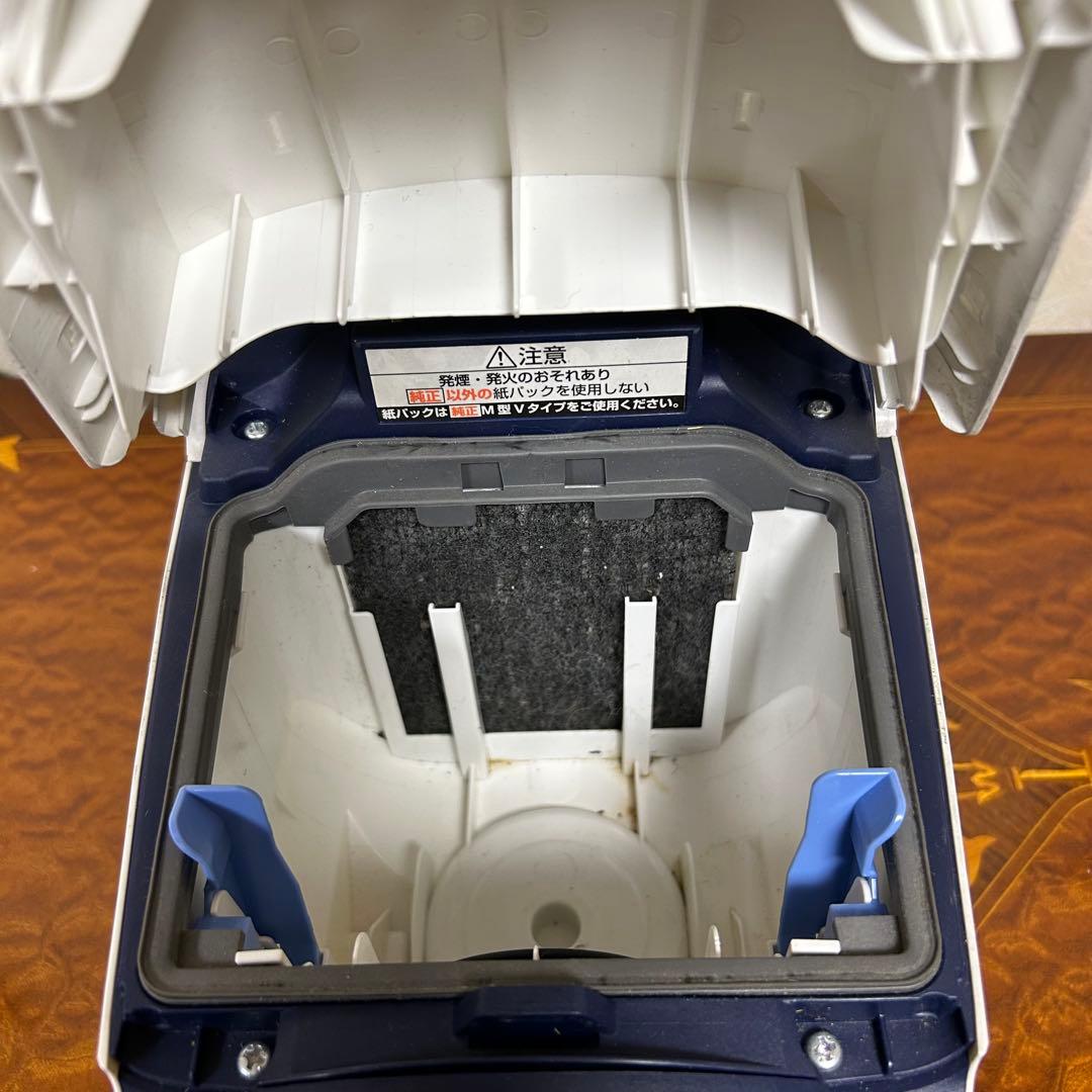miさま専用　掃除機　MC-SJP810G 紙パック式　ホワイト✕ネイビー 軽量