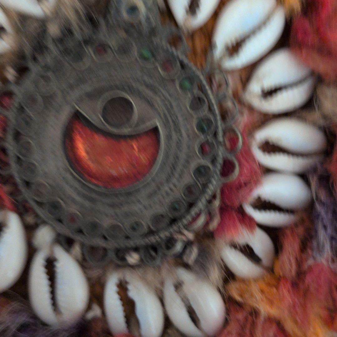 カラッシュ族の70年代のヴィンテージ・バッグ(キリム・手作り・硬貨・・貝殻