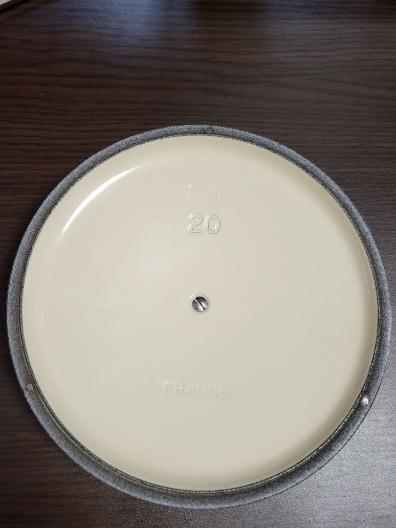 LE CREUSET ココットロンド 20cm 薄紫 フランス製