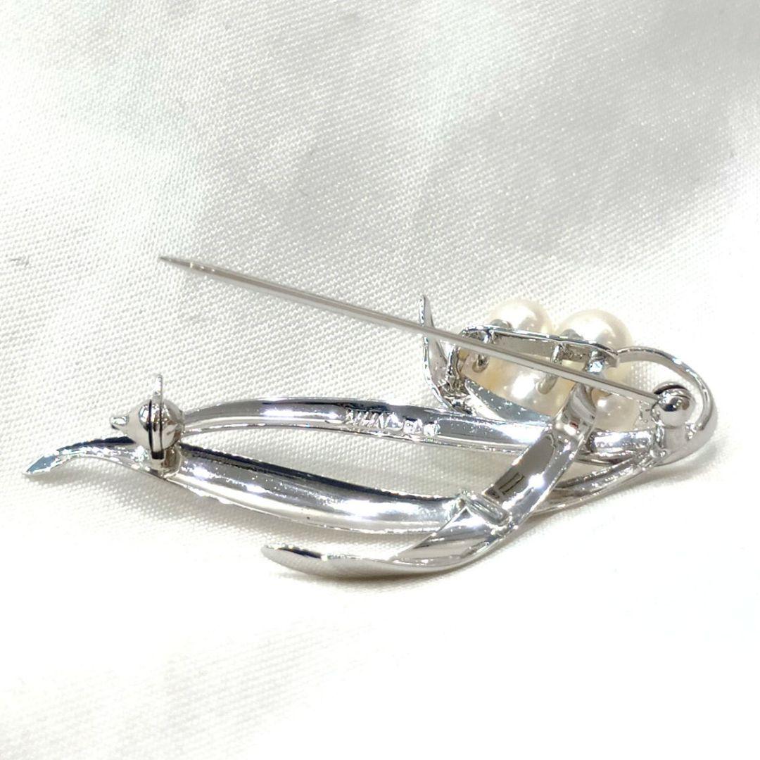 ⭐️MIKIMOTO⭐️小ぶり Silver ベビーパール デザインブローチ