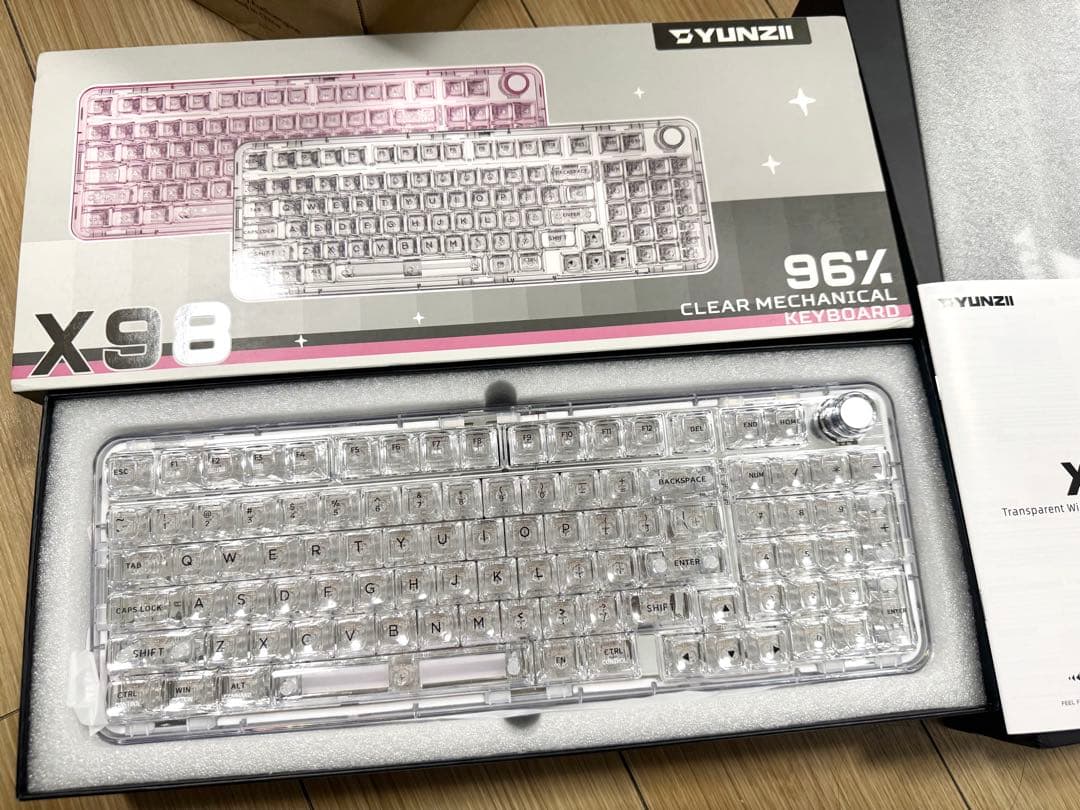 YUNZII X98 クリアメカニカルキーボード