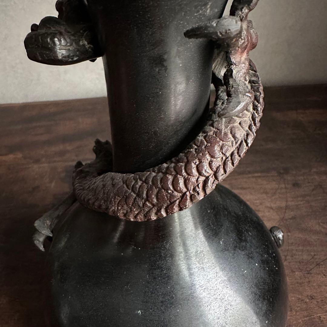 【希少】　古銅　銅製　鉄龍巻　龍巻花瓶　雄峰造　雄峰在銘　花入れ　高岡銅器　小