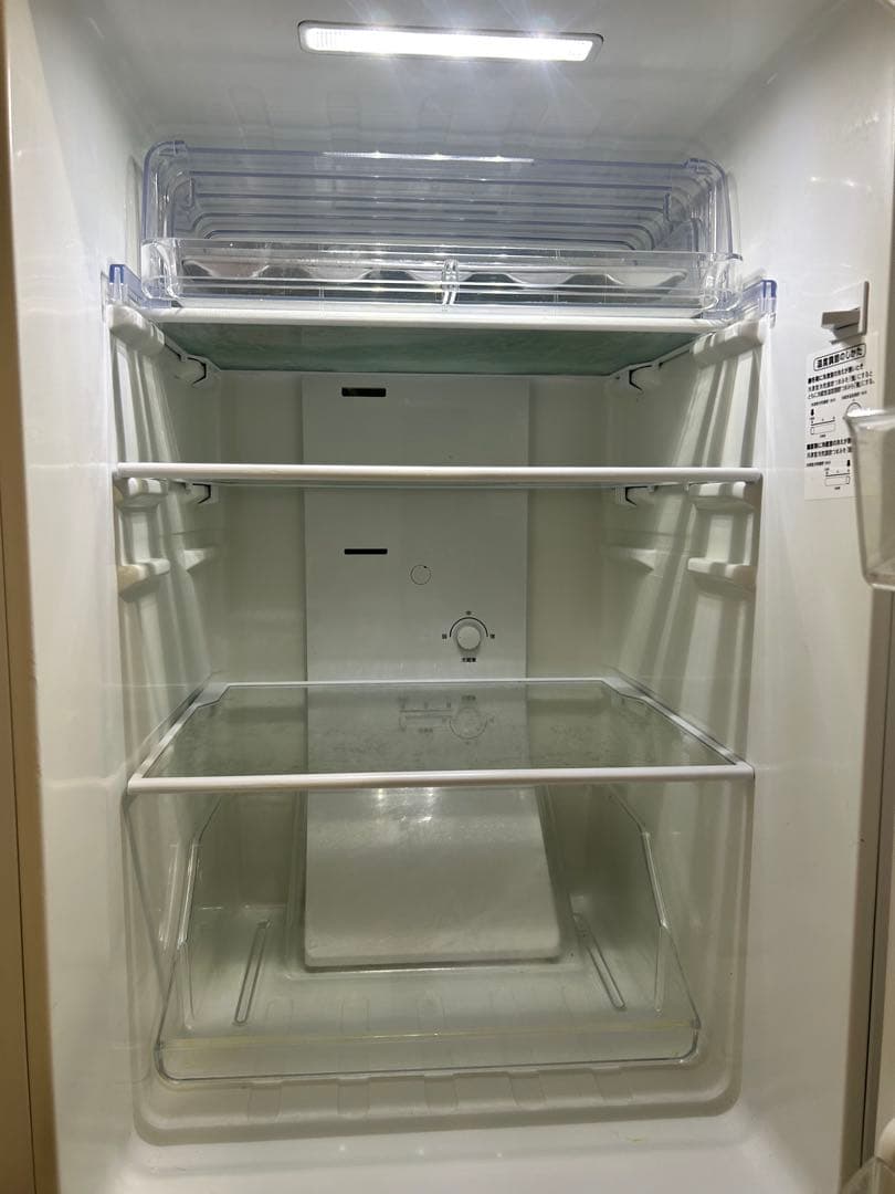 【最大値下げ！！6月5日まで】アイリスオーヤマ 冷蔵庫 AF156Z-WE