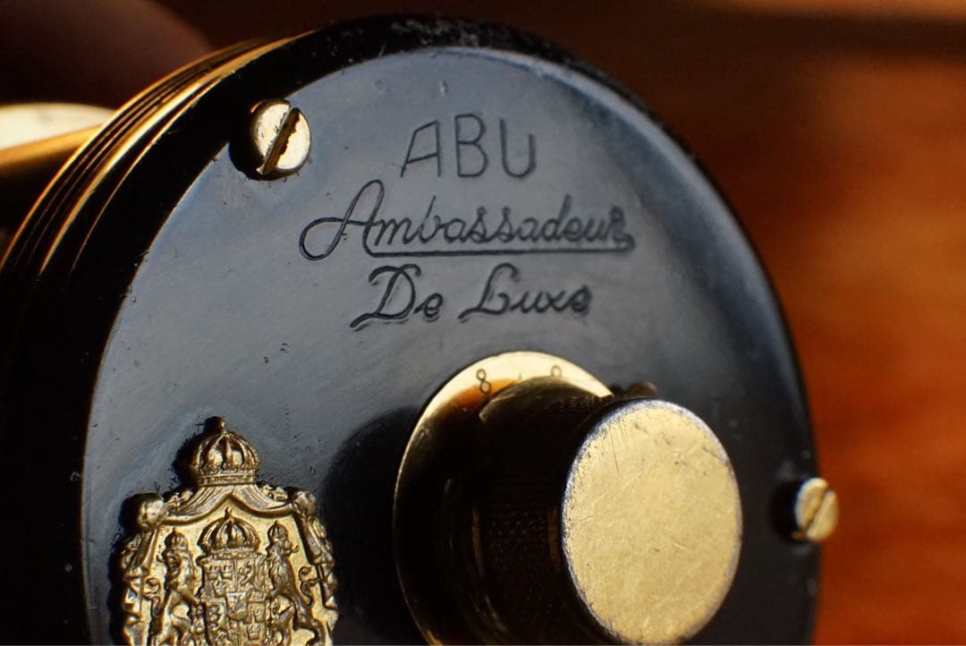 ABU アンバサダー 5000 デラックス メンテ済 フレーム修正済