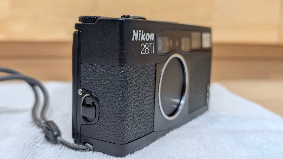 Nikon 28Ti フィルムカメラ