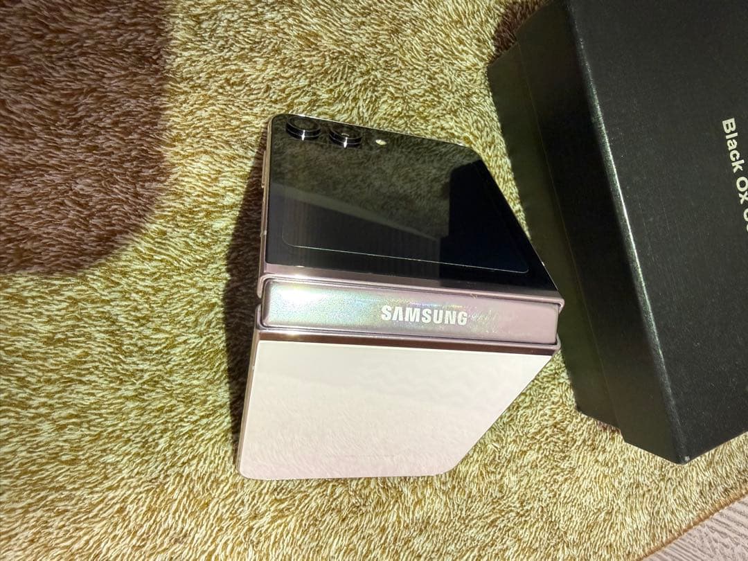 M*O様 Galaxy Z Flip5 256GB ラベンダーSIMフリー