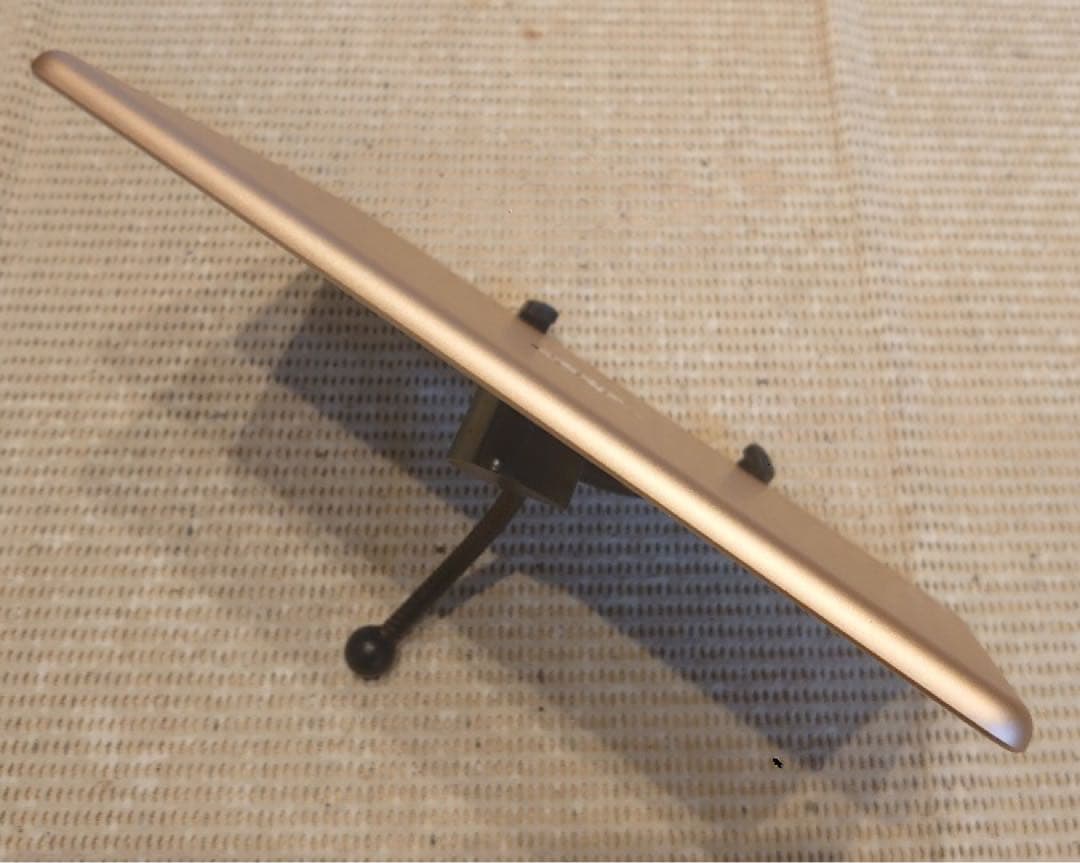 完動品iPad第6世代(A1893)本体128GBゴールド送料込X49UN