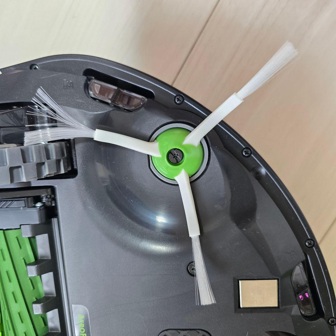 【超美品】ルンバ i3+ ロボット掃除機 ブラック 純正ゴミ袋付き