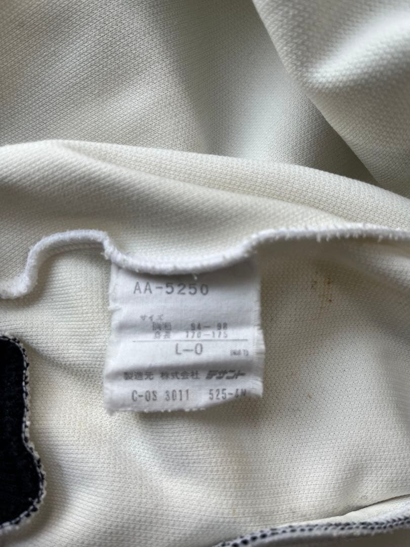 adidas トラックジャケット　サイズ/Ｌ　カラー/ブラック・ホワイト