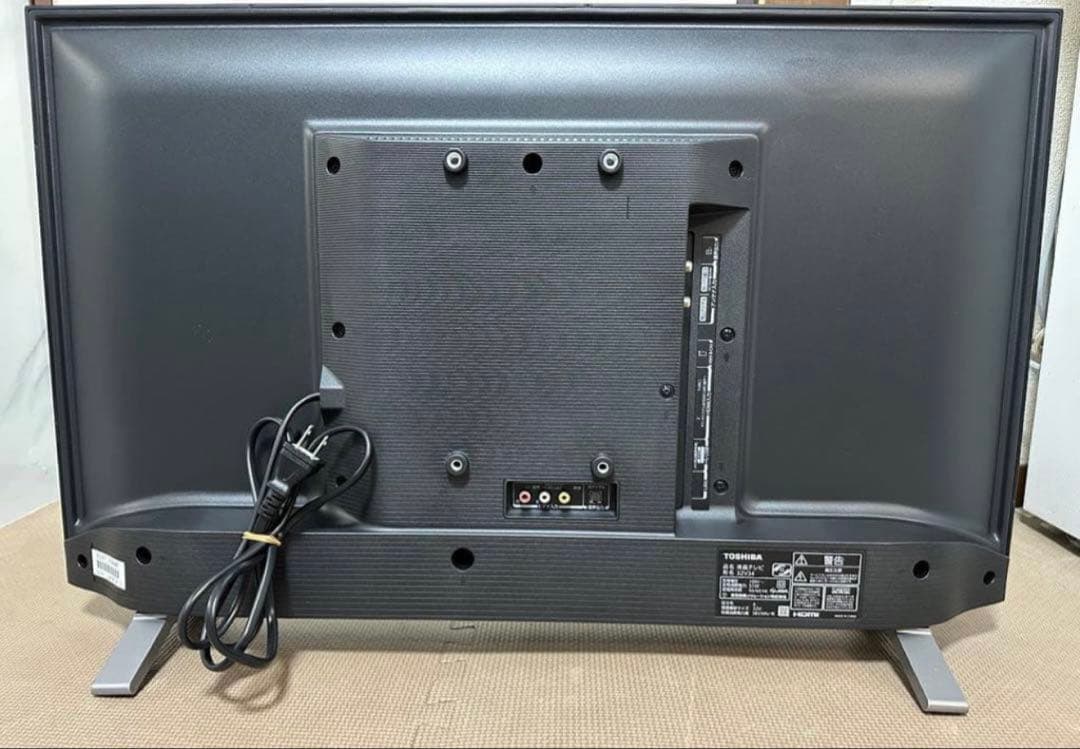 美品東芝REGZA 32V34 32型2024年製⭕️上地、BS/CS動画可テレビ