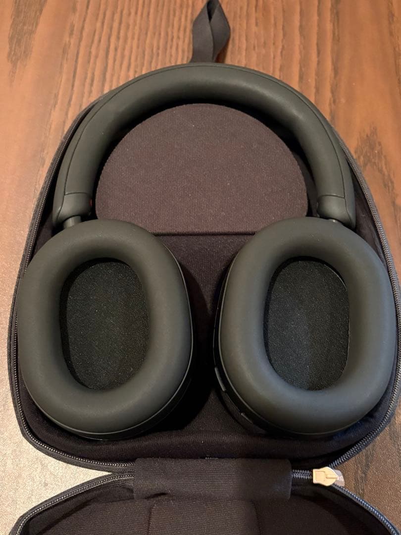 【極美品】ソニー WH-1000XM5 ブラック