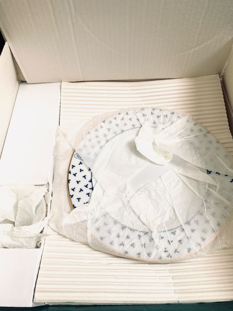 Tiffany & Co. ティファニー　ダンシングＴ食器セット12点　新生活