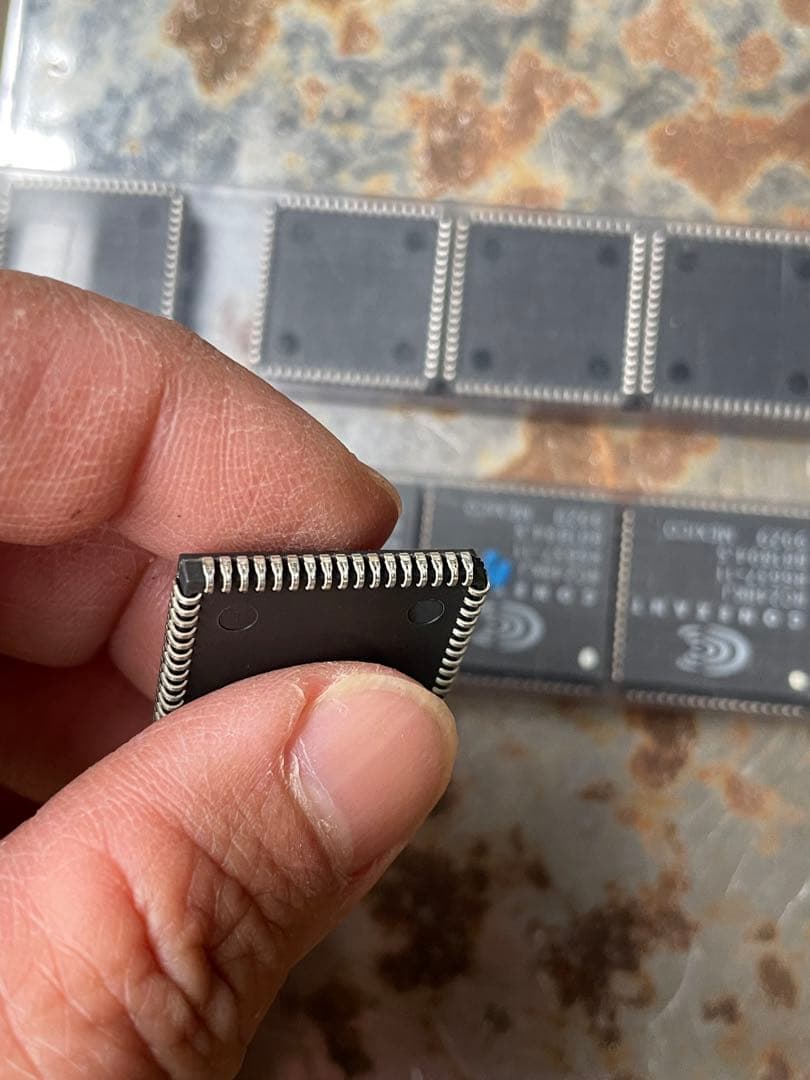 N65。(10個)RC24BKJ R6637-11 CONEXANT プログ ラ