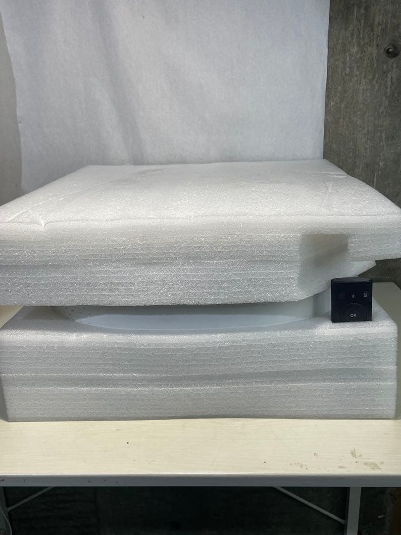 シーリングライトプロジェクター DMM.make CINEMA LIGHT