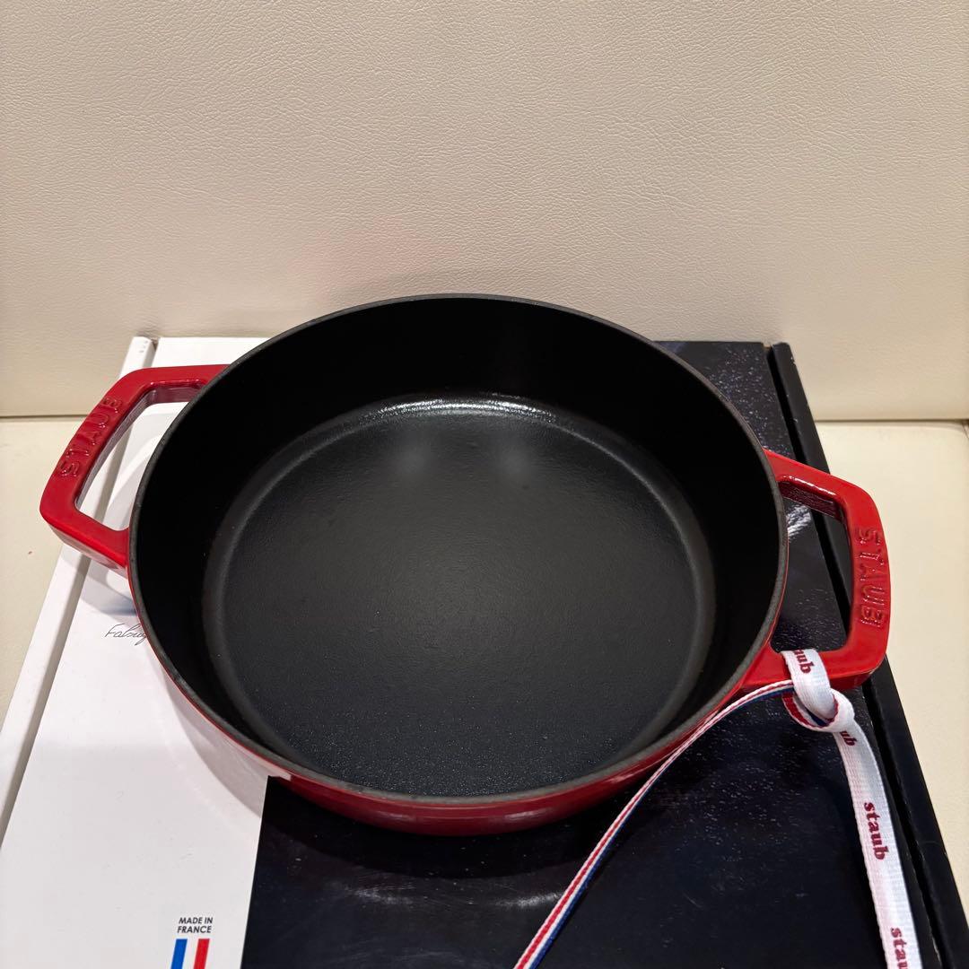ストウブ　両手フライパン　20cm チェリー