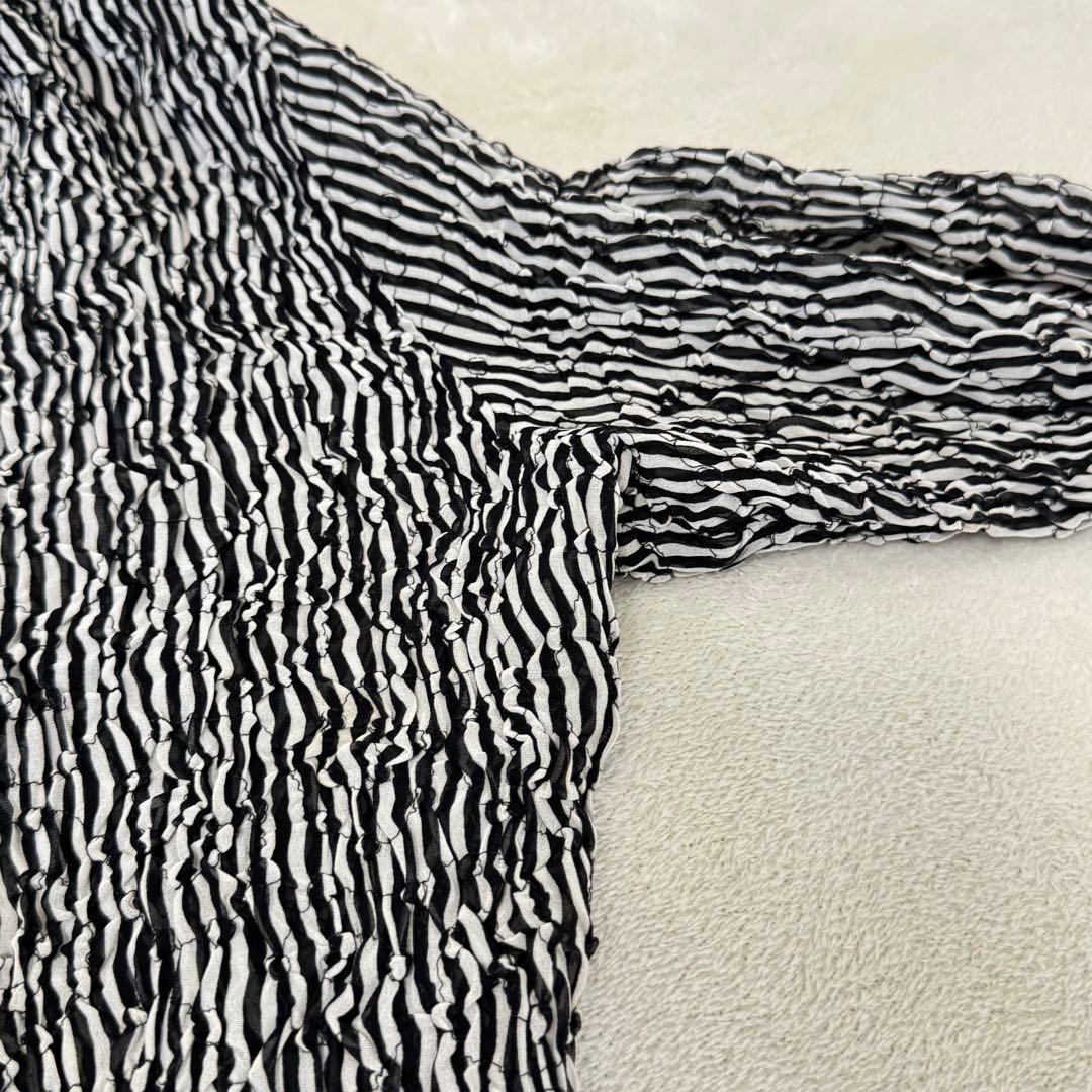 ISSEY MIYAKE プリーツ　ブラウス　変形　白　黒　長袖　Mサイズ