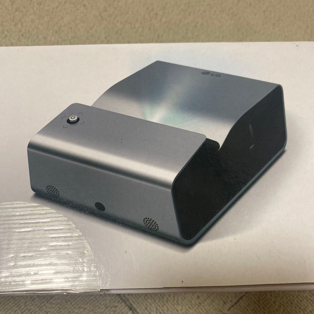 LG CineBeam プロジェクター本体