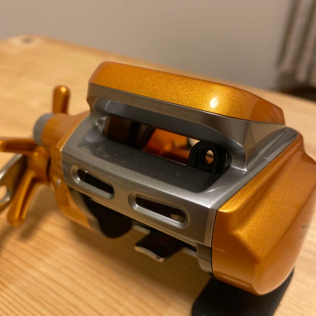 美品　希少　ダイワ　イッツICV300ソーラー　デジタルカウンター付き両軸リール