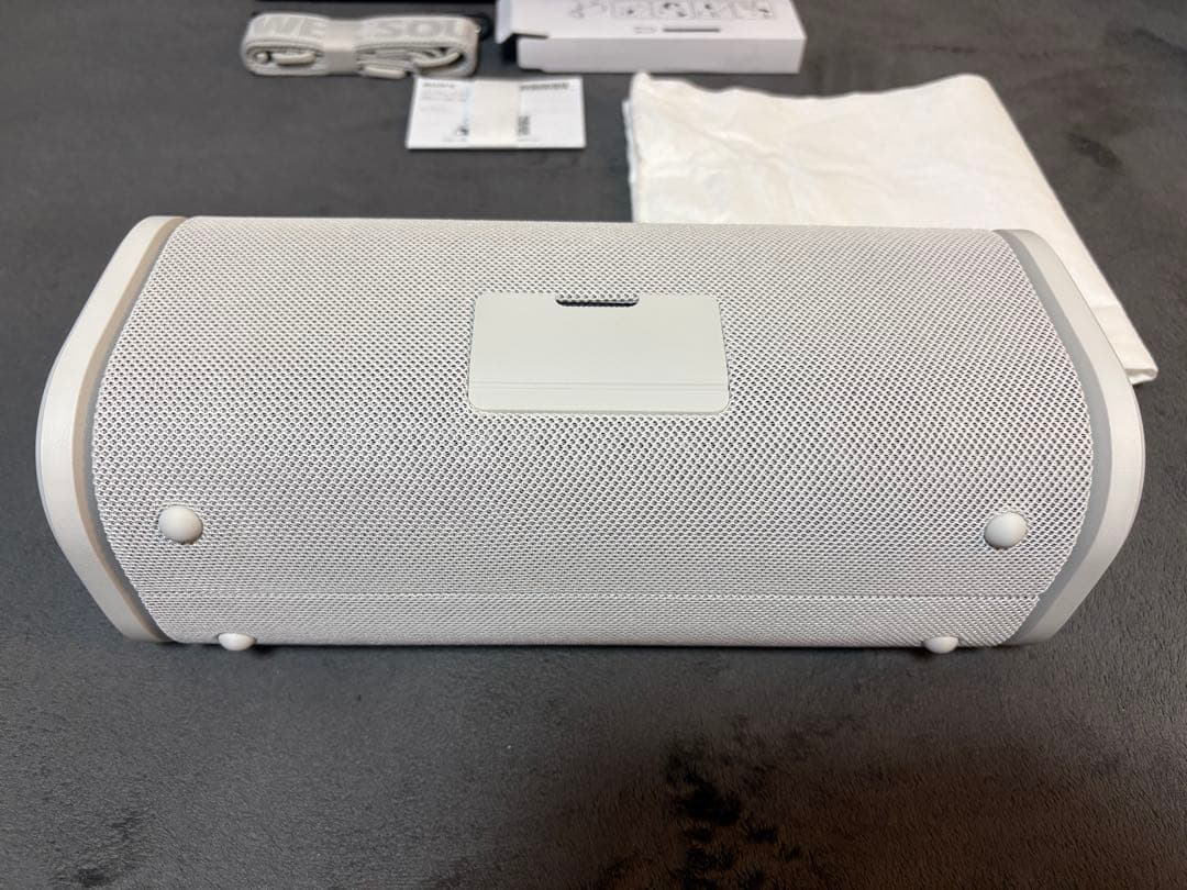 美品 ソニー SRS-ULT50 ワイヤレスポータブルスピーカー オフホワイト