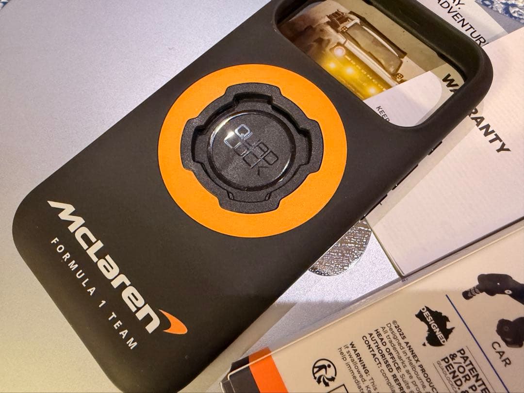 QuadLoc x McLarenコラボ!iPhone17proマグケース 新品