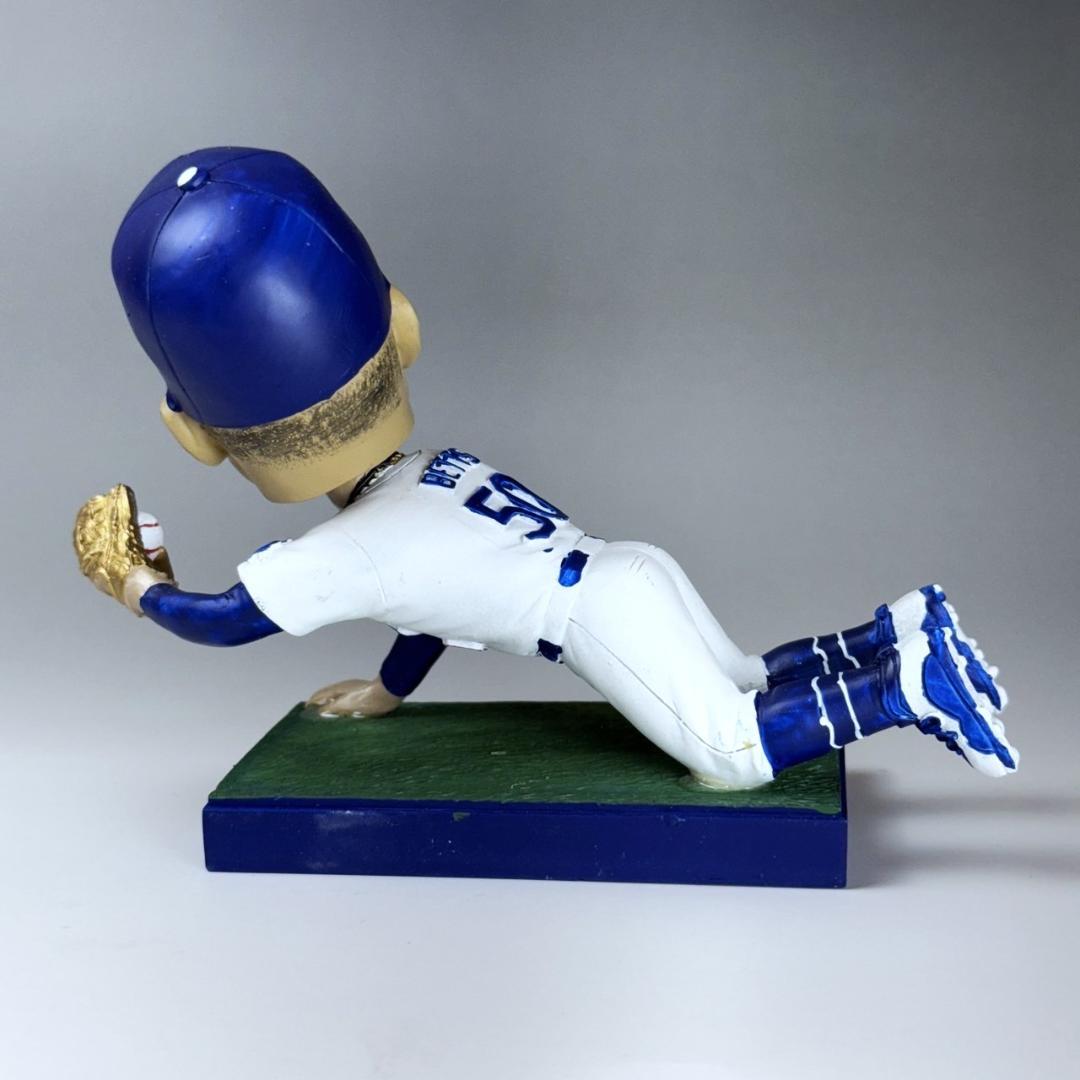 新品 ムーキー・ベッツ ゴールドグラブ賞 ボブルヘッド フィギュア ドジャース