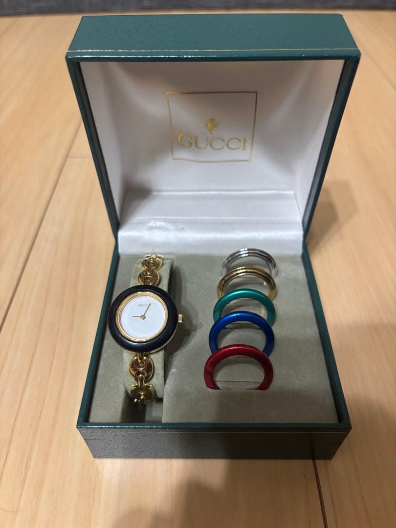 GUCCI チェンジベゼル 腕時計
