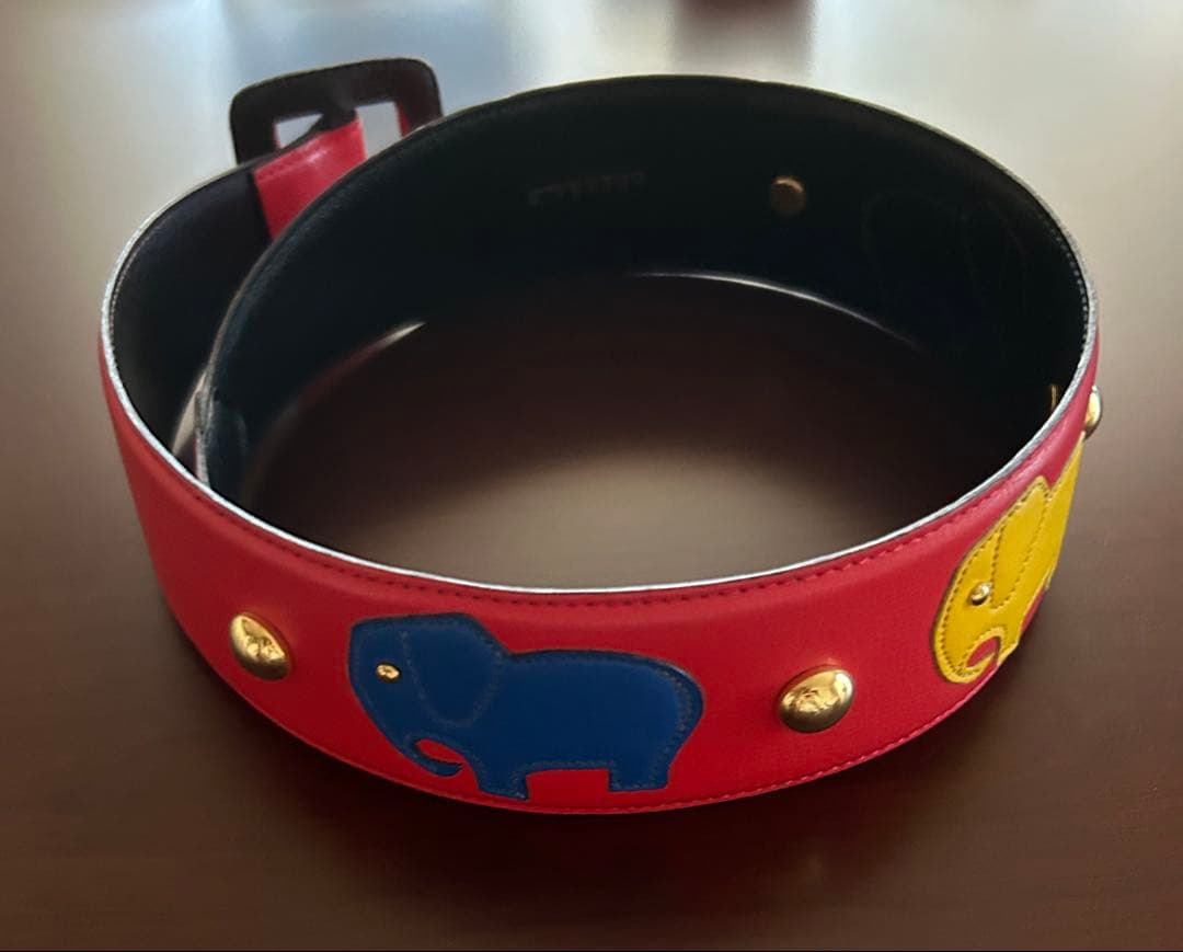 GIVENCHY ジバンシー　ベルト　ヴィンテージ　赤　ゾウ　フランス製　希少