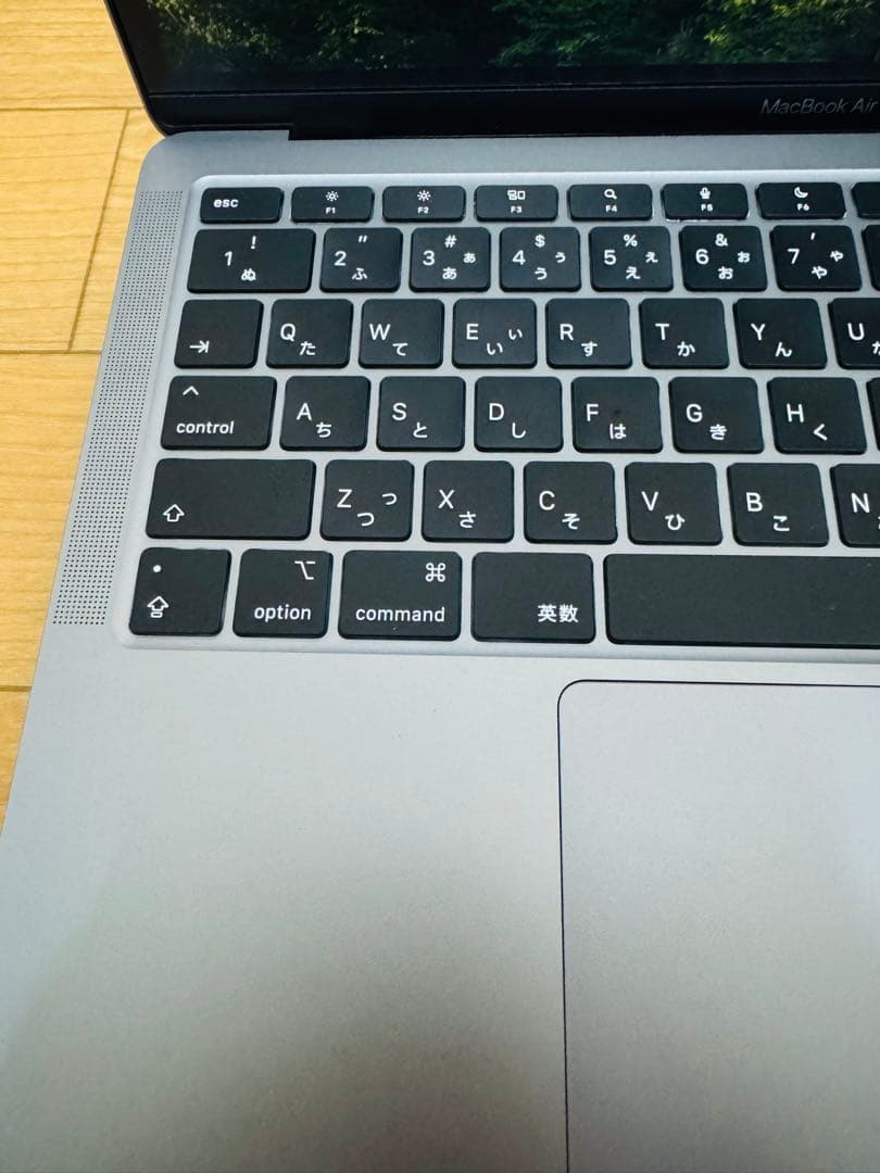 【美品】 MacBook Air 13.3 MGN63J/A スペースグレイ