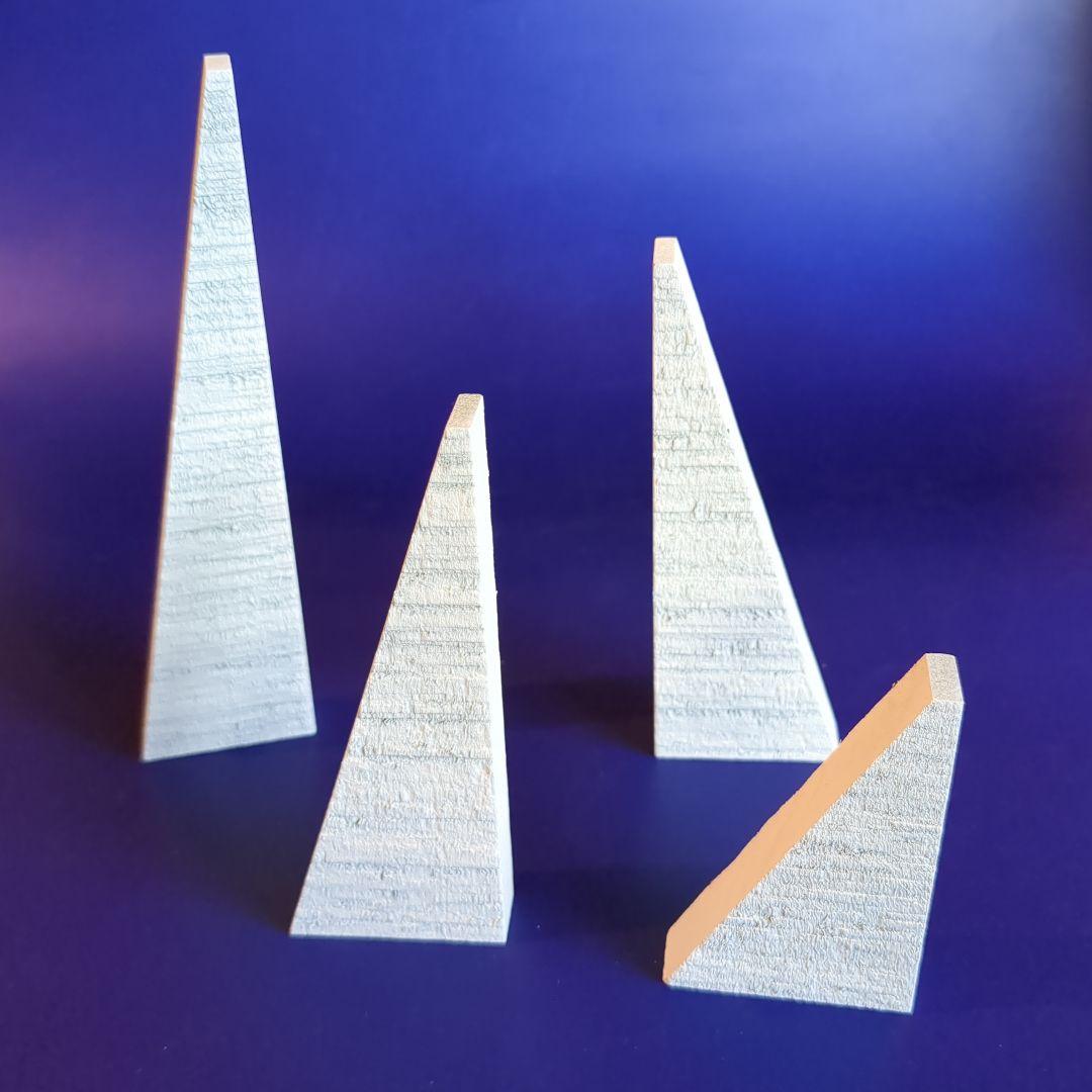 ギュンターライヒェル 雪をまとったとんがり木 4点セット