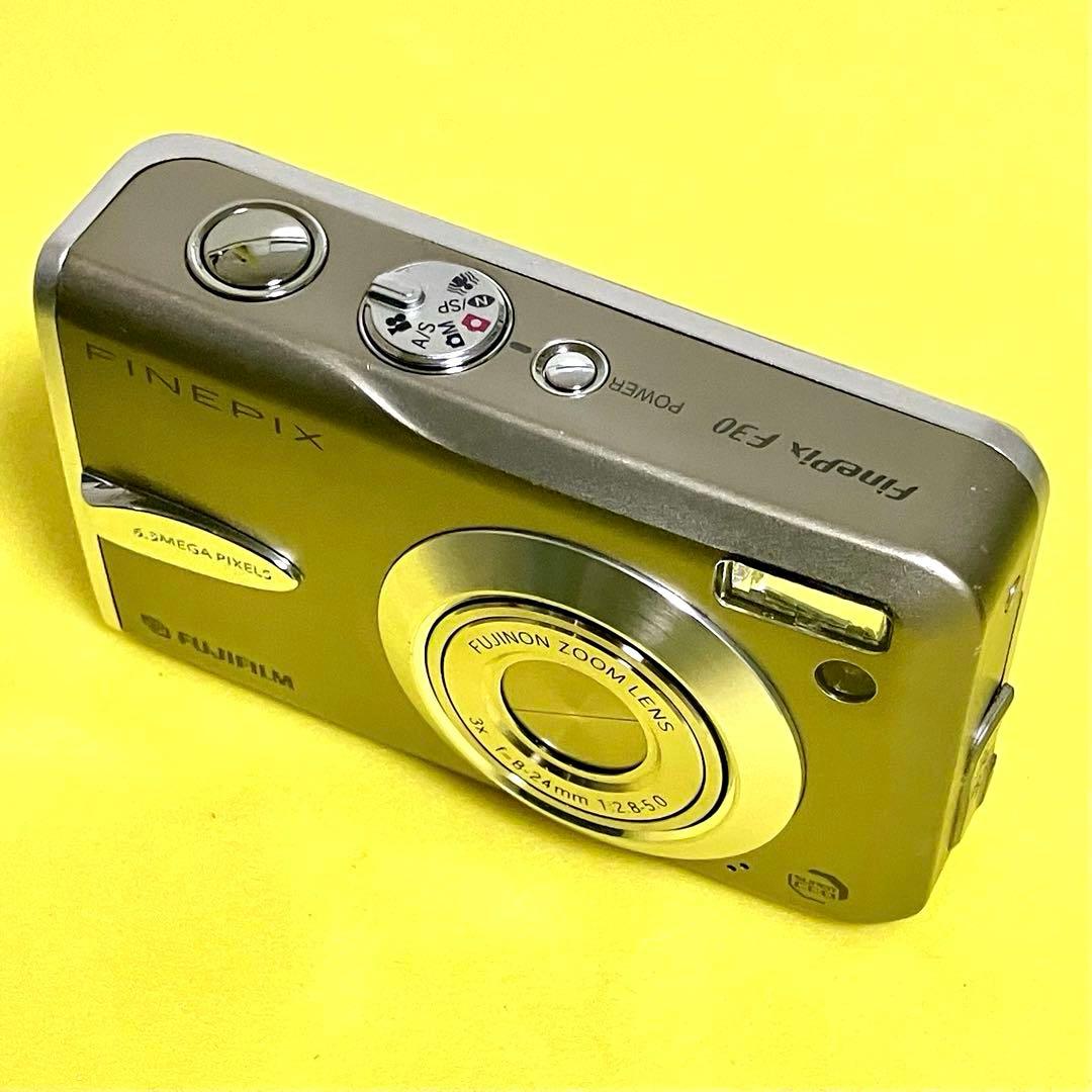 デジカメFINEPIX F30+バッテリー/xD 1GB/AC電源/USBコード