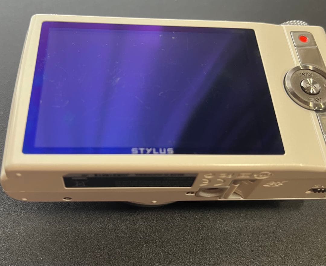 OLYMPUS STYLUS SH-60 5-AXIS（メモリーカード付）