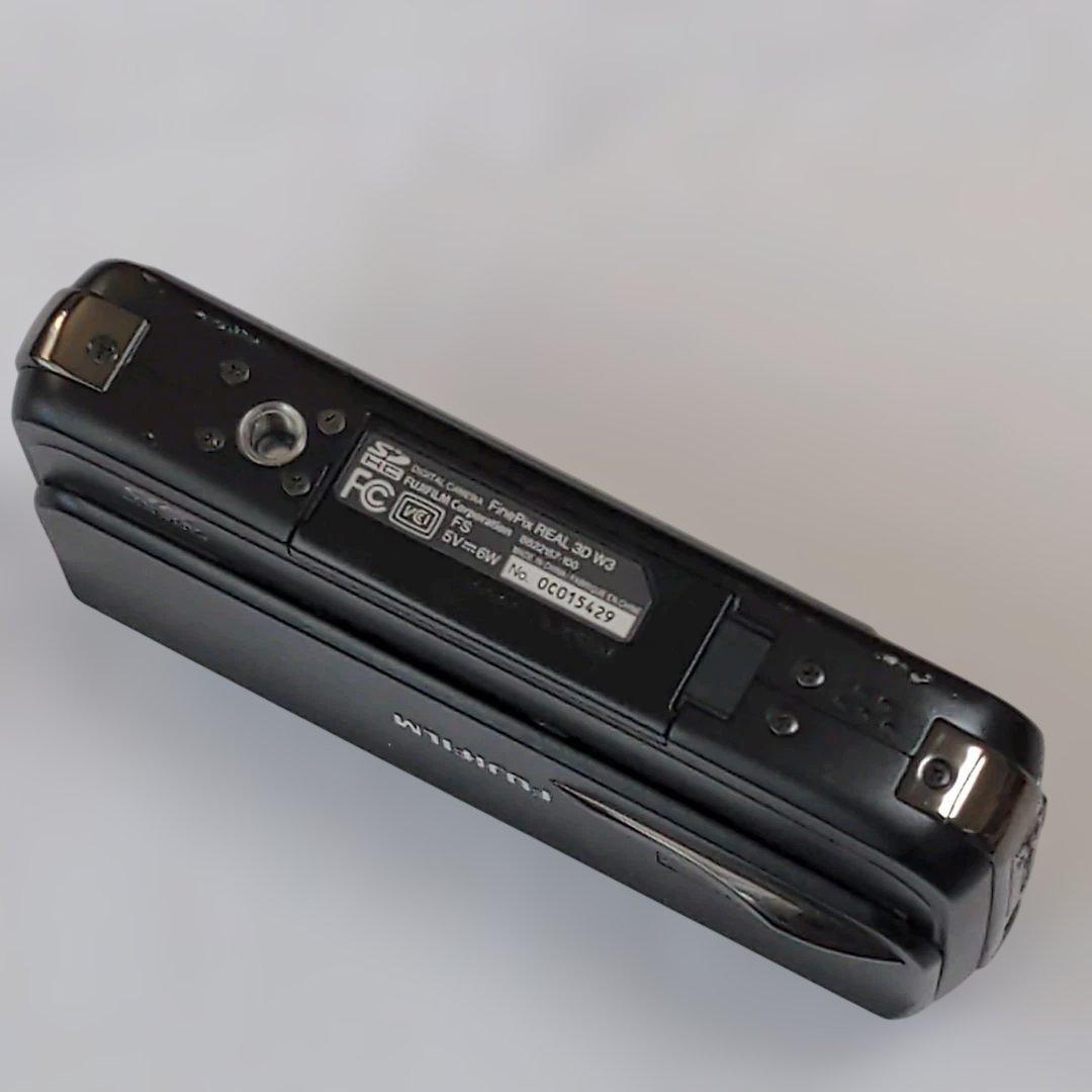 富士フイルム FinePix REAL 3D デジカメ W3‪【ジャンク】♡F1