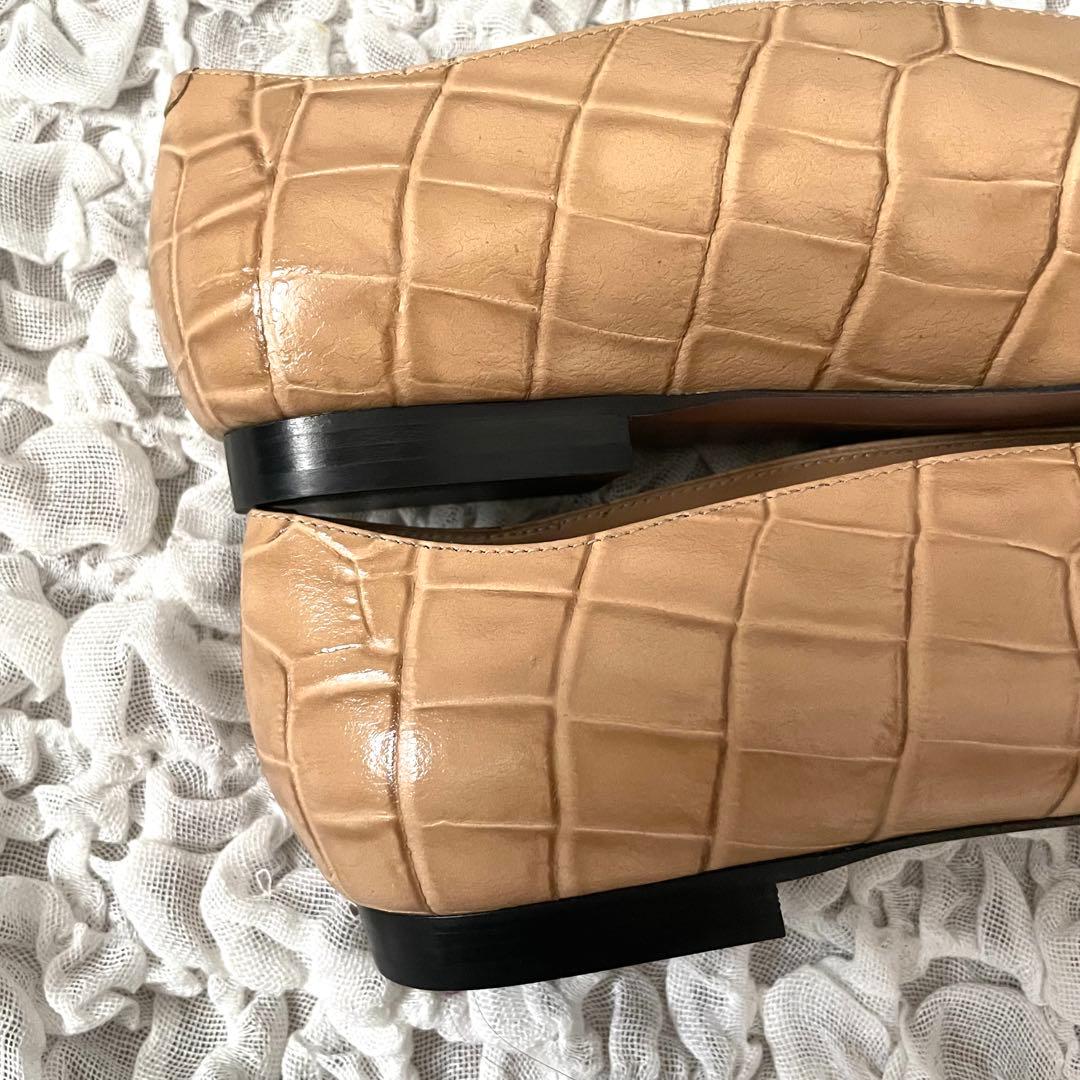 極美品　ペリーコ ポインテットトゥネビ パンプス クロコ型押し レザー