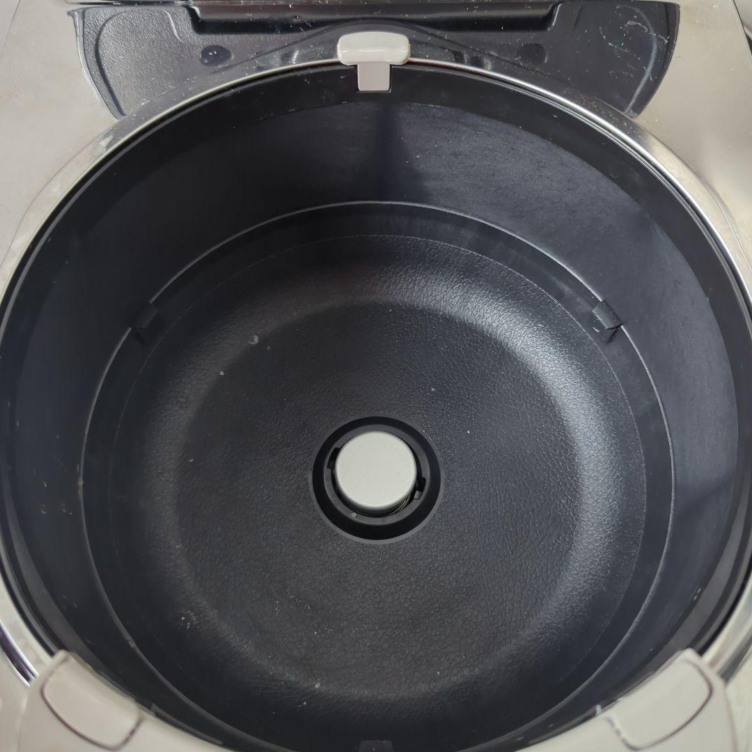 24年製Panasonic圧力 IH ジャー炊飯器 SR-M10B