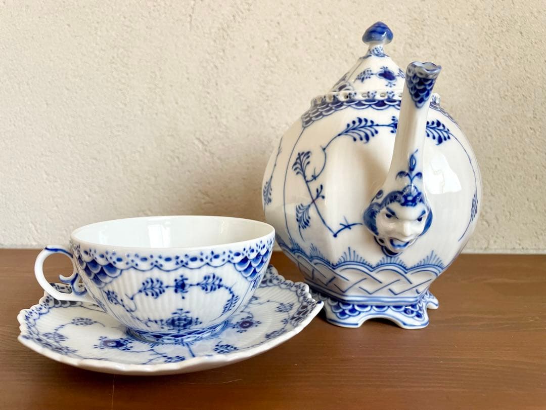 新品 ロイヤルコペンハーゲン ブルーフルーテッド ティーセット 皿 デンマーク製