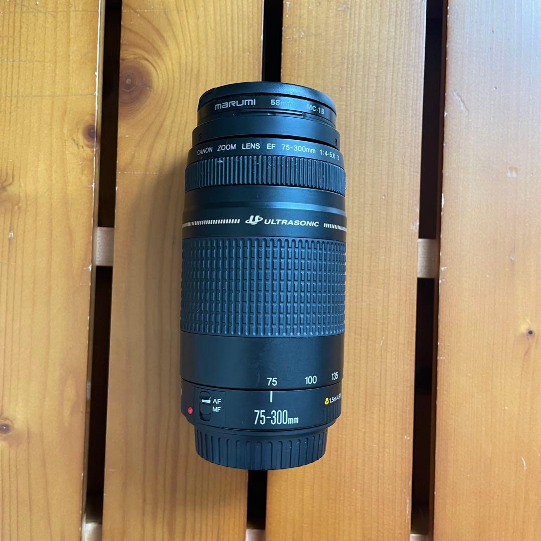 Canon EOS Kiss 一眼レフ カメラとレンズ2本 レンズにカビ・埃あり