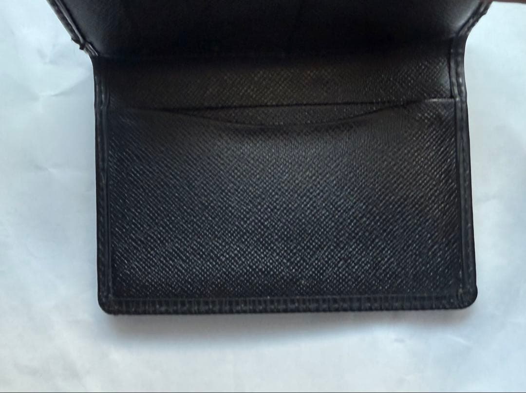 【未使用】ヴィトン　エピ　名刺入れ　Louis Vuitton
