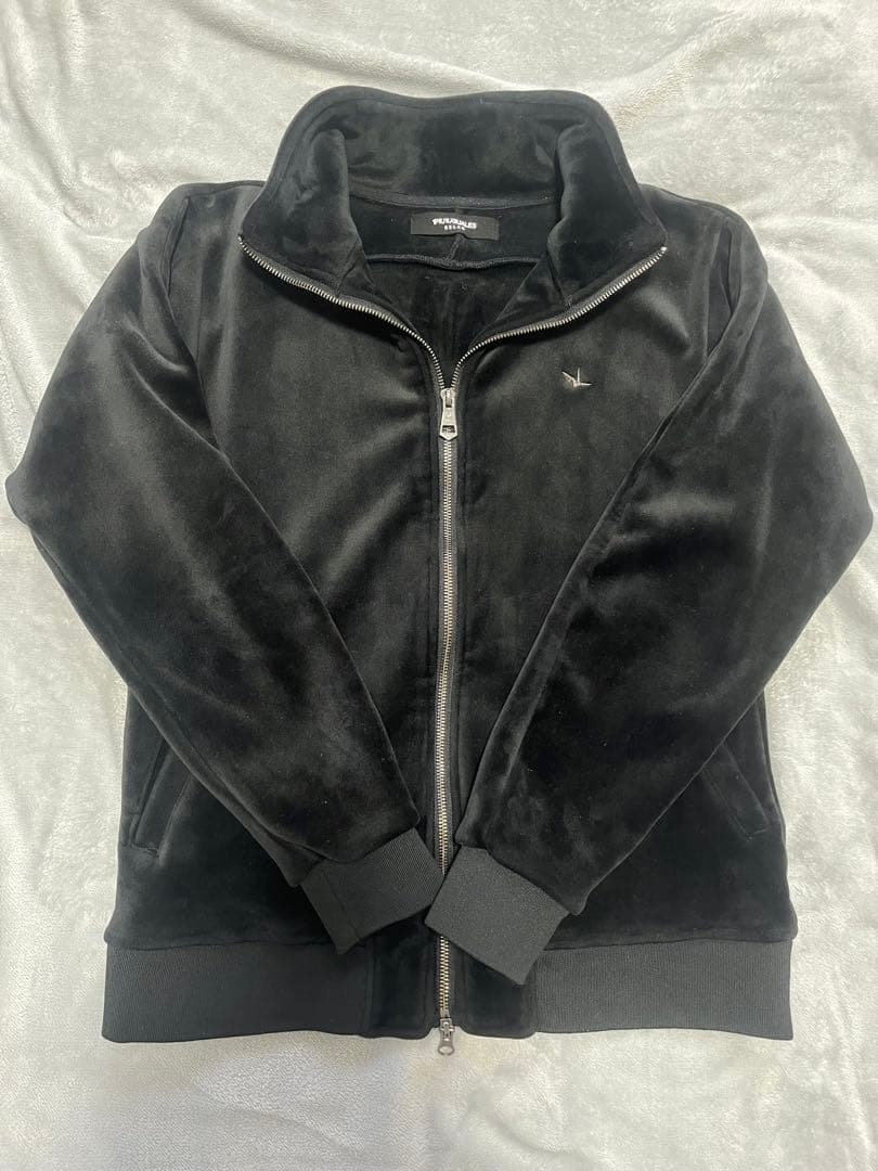 1piu1uguale3 ブラック セットアップ ベロア