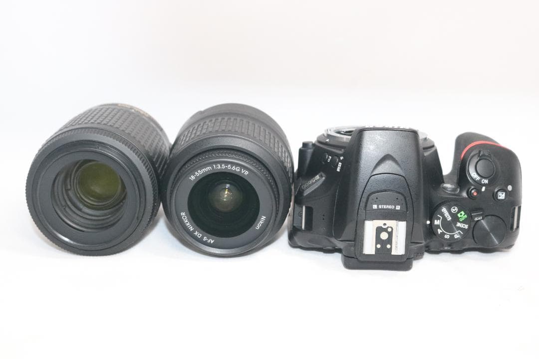 11/1まで美品⭐S回数少シリーズ最新！望遠レンズキット⭐️Nikon D5600